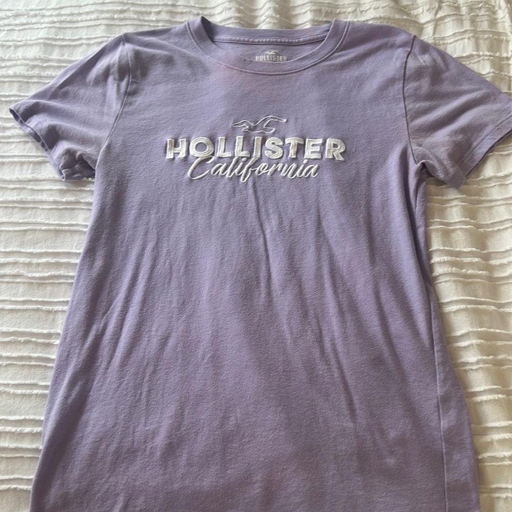 hollister tee